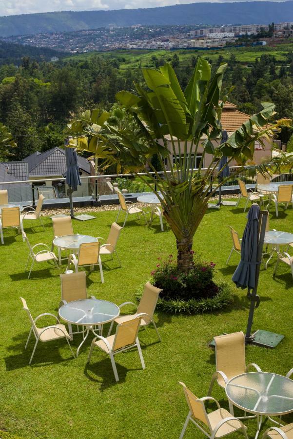 The Manor Hotel Kigali Exterior photo
